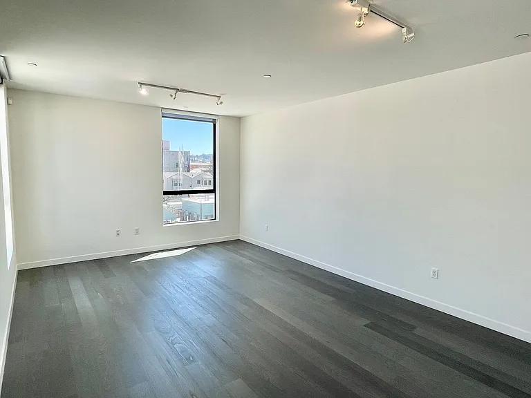 1515 15th St #507 — Photo 12