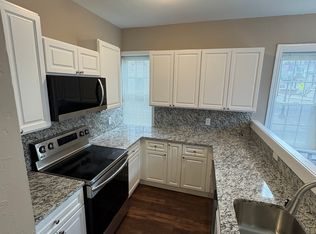 69 N Main St APT 1, Spring City, PA 19475