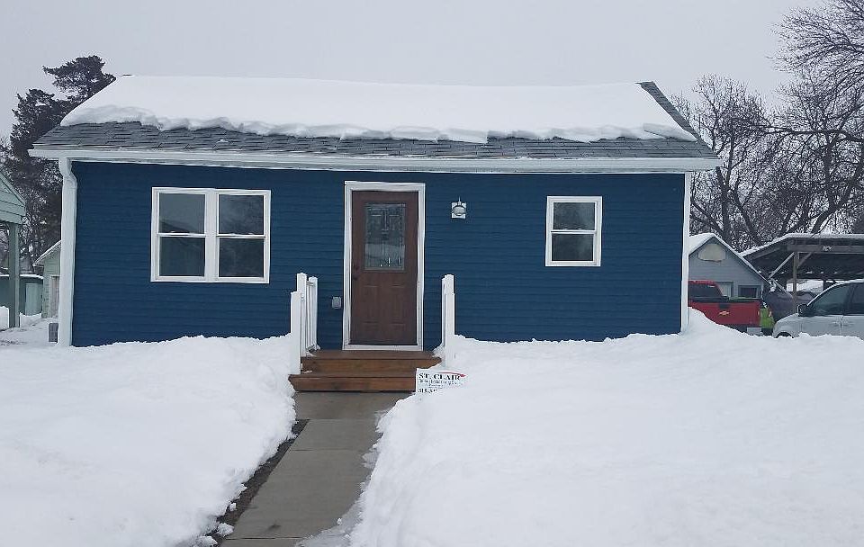 1st image of 706 Commercial St