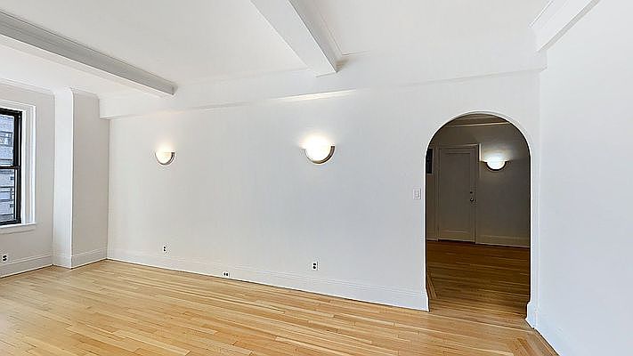 1st image of 360 E 55th St APT 6D