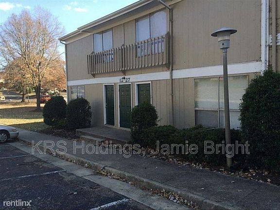 5th image of 1213 Nelson St