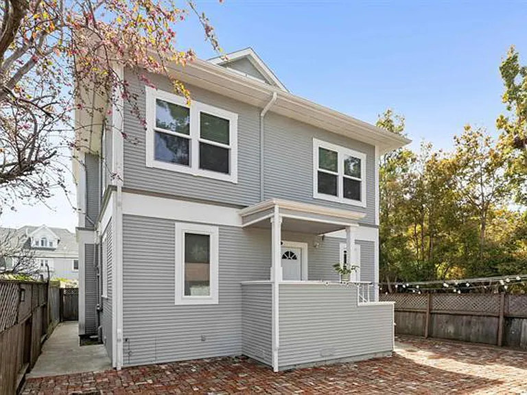 2211 Haste St — Photo 50