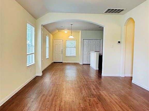 3rd image of 22258 Queenbury Hills Dr