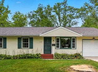 1113 Essex St, Iowa City, IA 52240