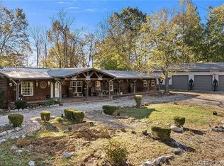1500 N Doe Valley Drive W, Paoli, IN 47454