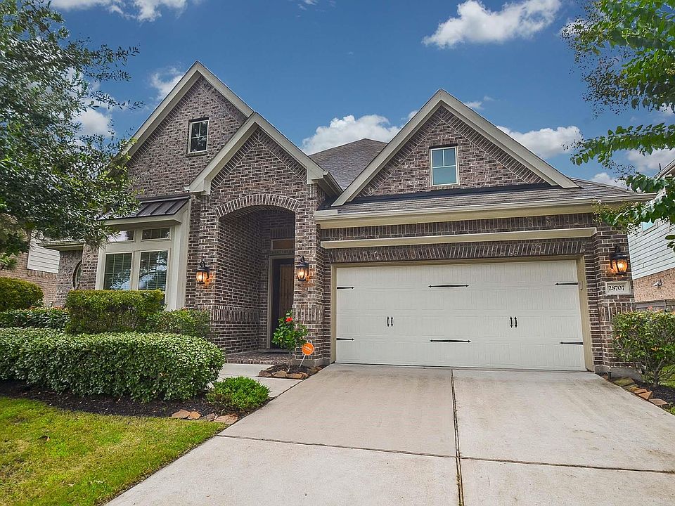 1st image of 28707 Maple Red Dr