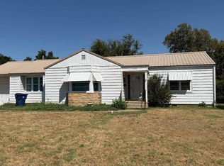 1120 S Kansas Ave, Cherokee, OK 73728