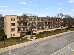 7730 Dempster St UNIT 204, Morton Grove, IL 60053