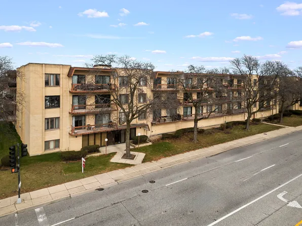 7730 Dempster St Unit 204, Morton Grove, IL 60053