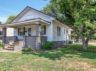 420 W Main St, Du Quoin, IL 62832