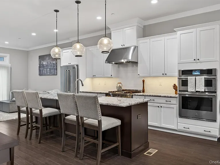 348 Horseman Blvd — Photo 10