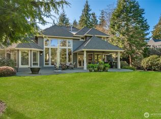 8870 Cormorant Ct, Blaine, WA 98230