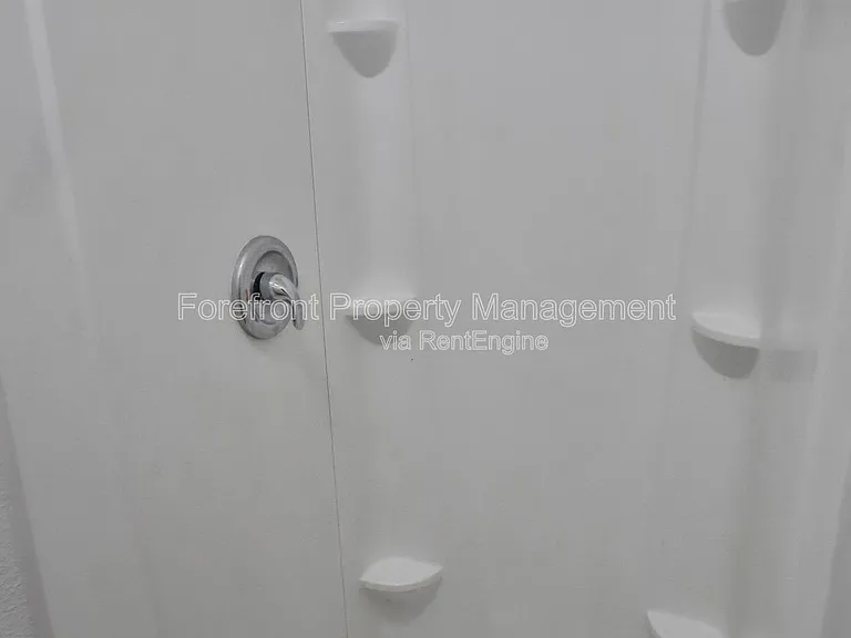 2426 Cincinnati Ave — Photo 14