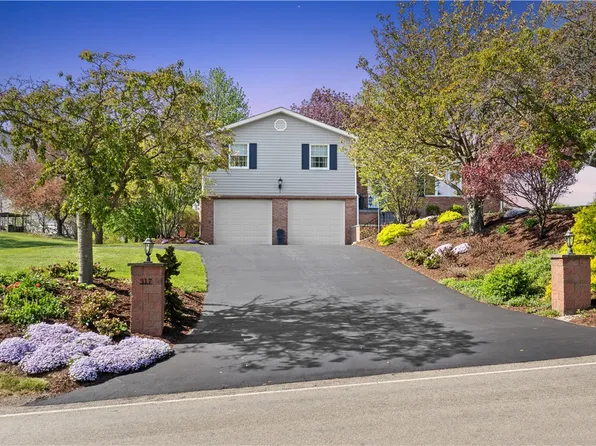 317 Madison Heights Rd, New Stanton, PA 15672