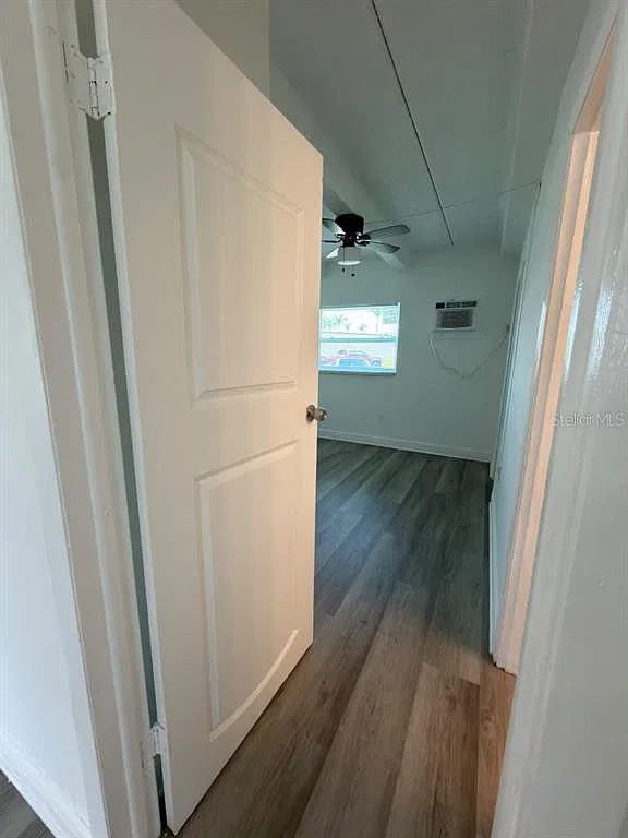 1 bed, 1.0 bath, 444 sqft, $900 — Photo 3