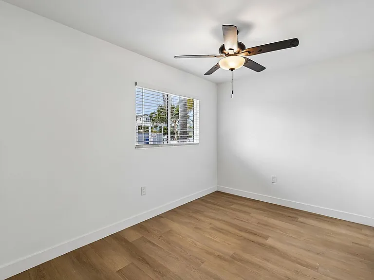 Salt + Sea - Luxury Coastal Apartments near Carlsbad Village — Photo 16