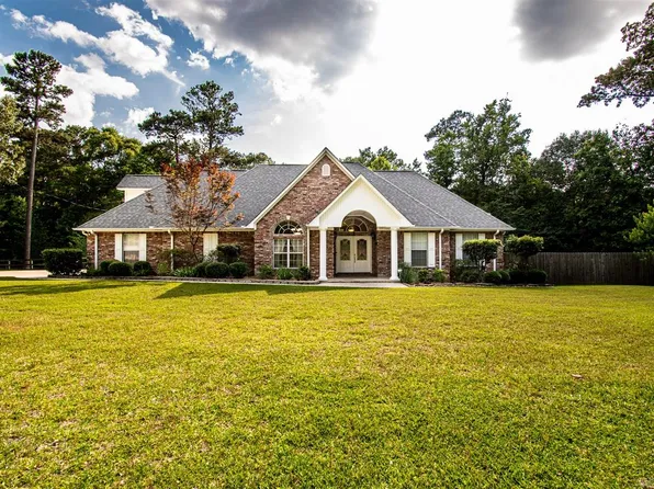 2696 Hinson Rd, El Dorado, AR 71730