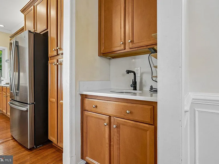 9059 Galvin Ln — Photo 11