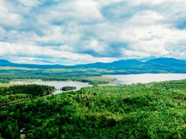 3 Power House Loop, Stetsontown Twp, ME 04970