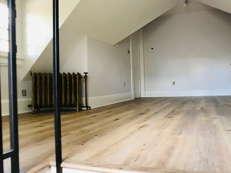 441 Woodward Ave #B — Photo 10