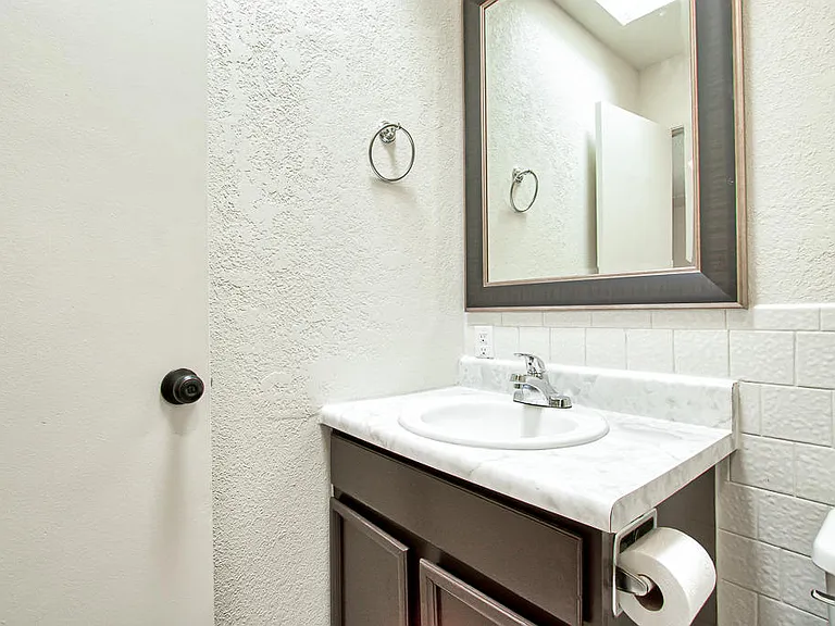 10720 McAllen Pl — Photo 32