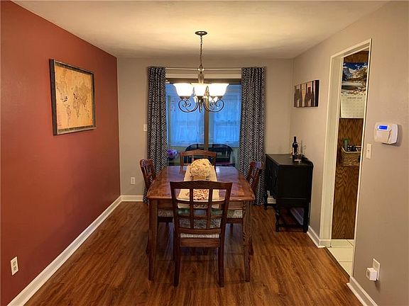 4th image of 171 Maryellen Dr