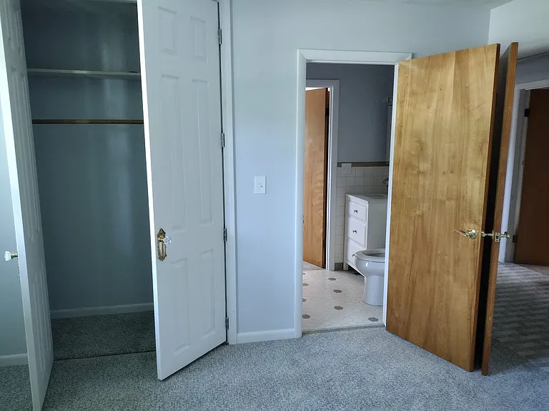 724 Seminole Rd — Photo 14