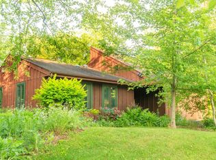 1813 Scottsdale Dr, Champaign, IL