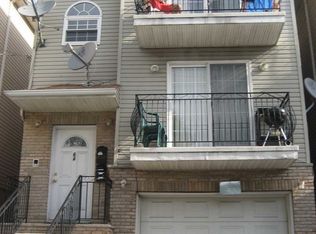64 Wright St, Newark, NJ 07114