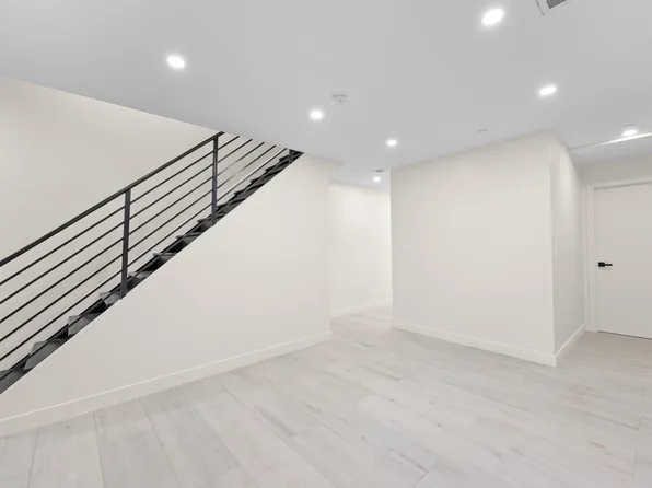 310 Fenimore Street image 45 of 50