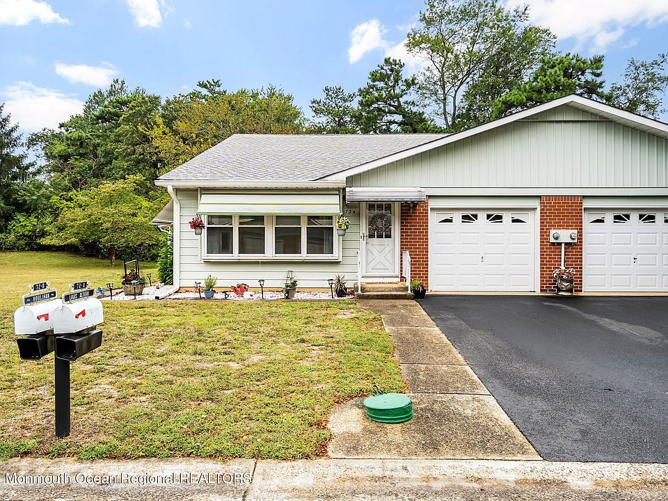 1st image of 72 Franklin Lane #A