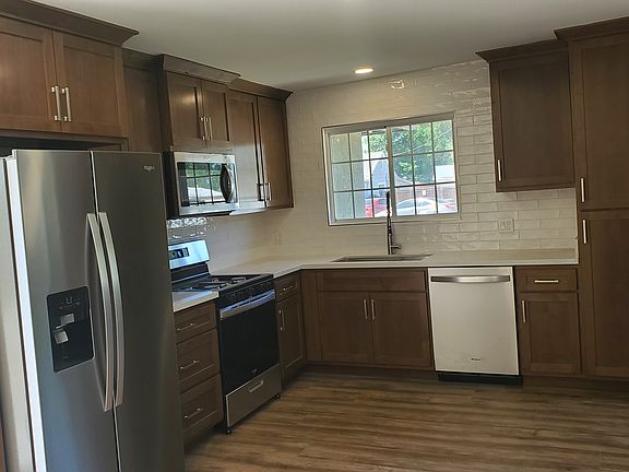 3rd image of 2240 Archer Ave