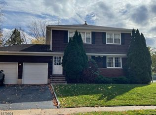 16 Columbus Ave APT 1, New Providence, NJ 07974