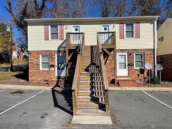 2nd image of 507 S Main St APT 3