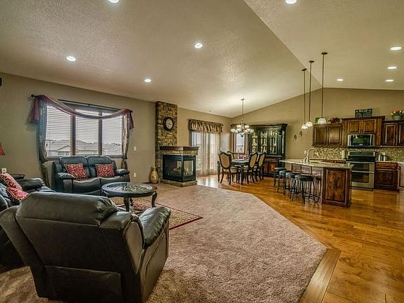 5th image of 3417 Clairmont Rd
