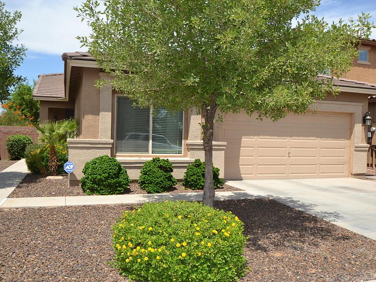 1062 W Dove Tree Ave San Tan Valley, AZ, 85140