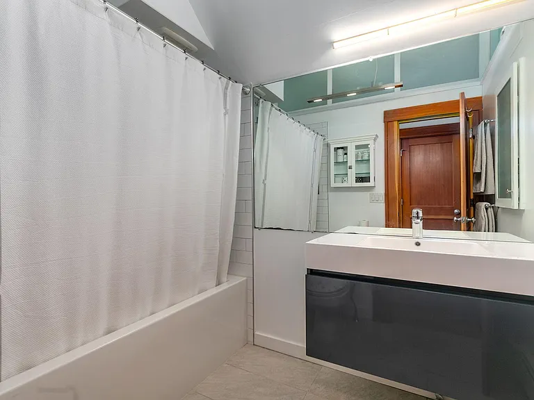 190 Tremont St #2 — Photo 9