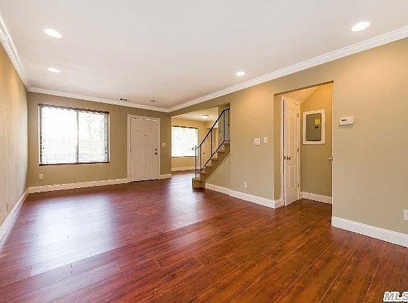 2nd image of 16 Alhambra Dr