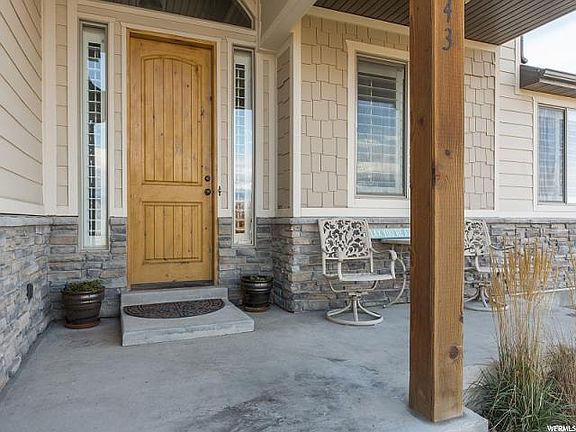 3rd image of 3843 S McGregor Ln