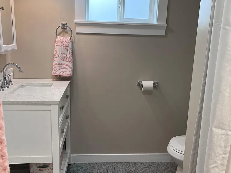 1024 1/2 Ohio St #BACK HOUSE — Photo 7