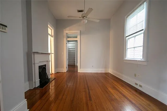 727 Saint Roch Ave — Photo 8