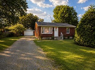 2612 Benoch Ave, Louisville, KY 40216