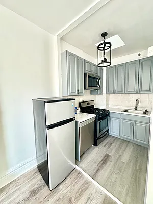 Rented by Corcoran | media 2