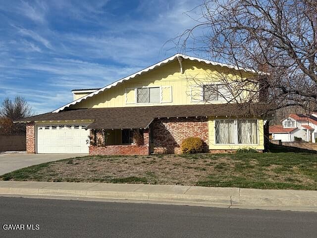 1st image of 601 Maple St