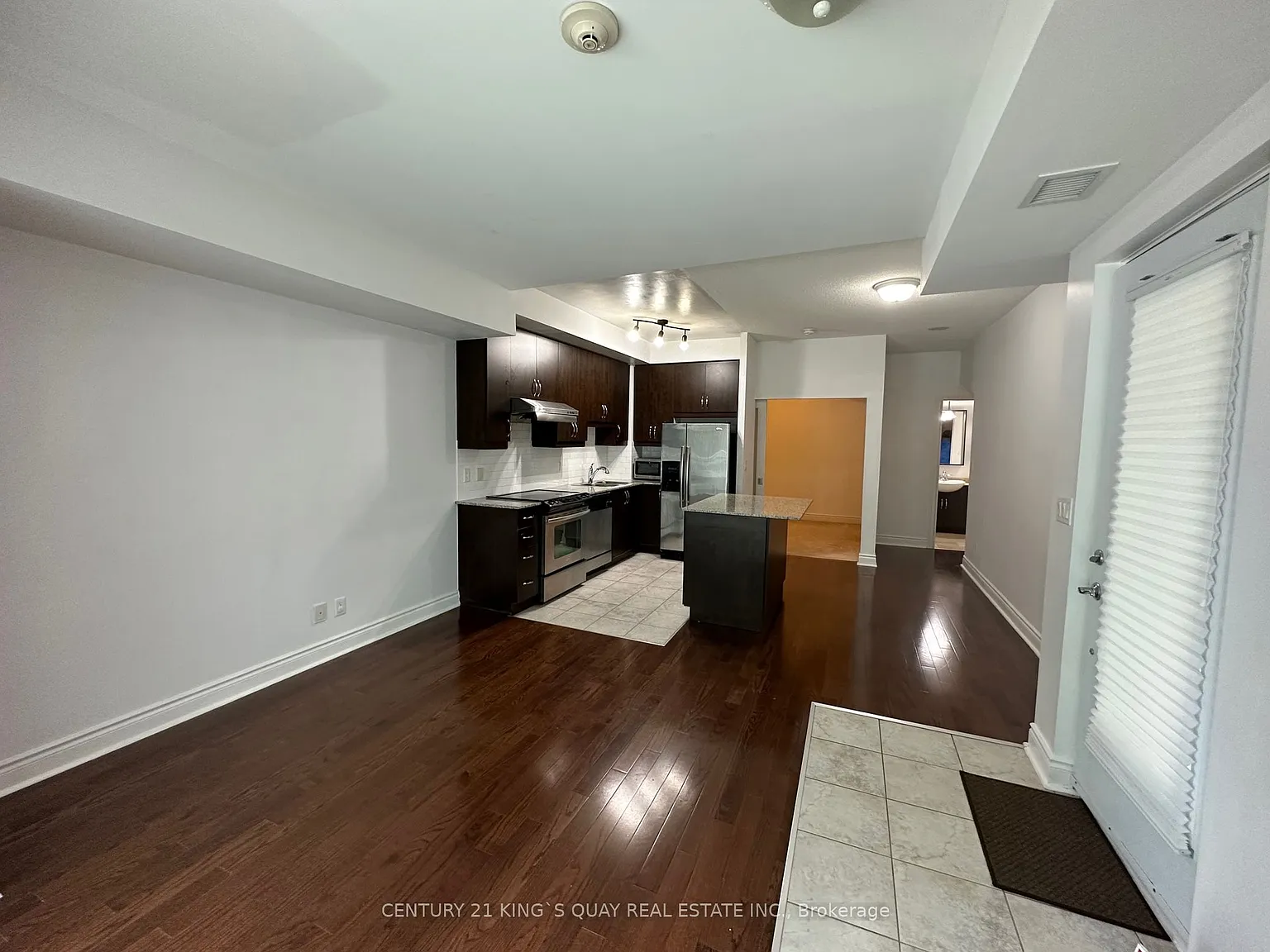 2 bed, $2,700 — Photo 2
