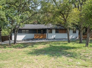 5917 Yosemite Dr, Fort Worth, TX 76112