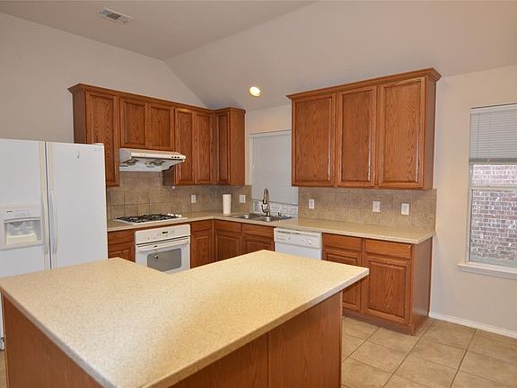 2nd image of 3009 Manor Green Blvd