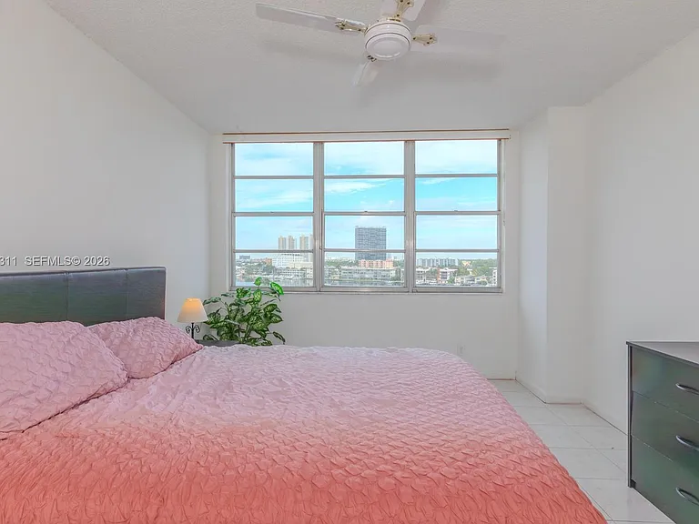 137 Golden Isles Dr #809 — Photo 15