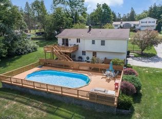 12 Linda Ln, Newton, NJ 07860