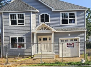 61 Prince Ave, Freeport, NY